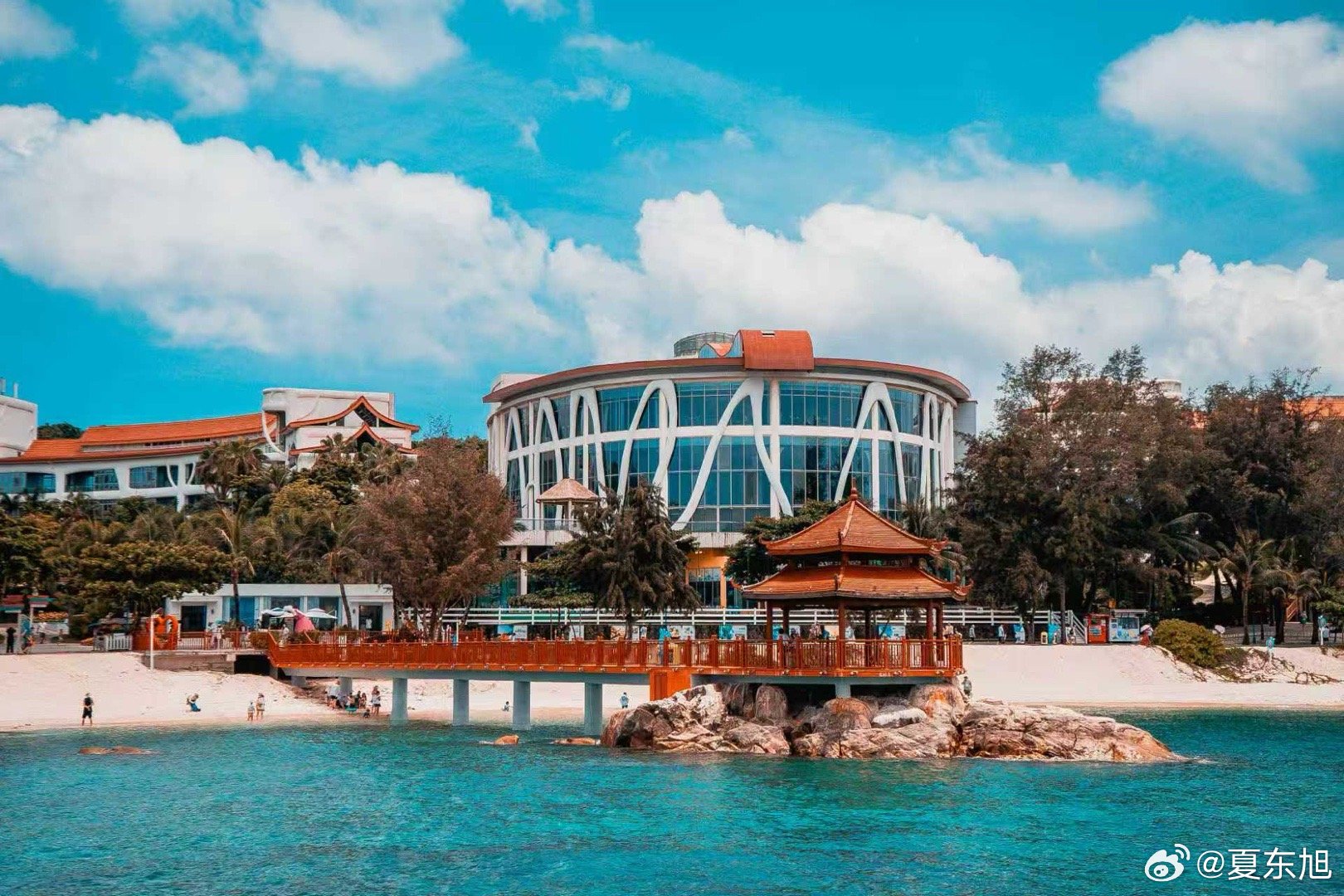 As winter chill grips much of China, Wuzhizhou Island in Sanya, Hainan, is emerging as the ultimate winter escape, with social media buzzing about its 'glass sea,' romantic spots, and adventure activities. The island’s rapid rise in popularity reflects a growing desire for magical, experience-driven travel, making it the hottest winter trend of 2026.