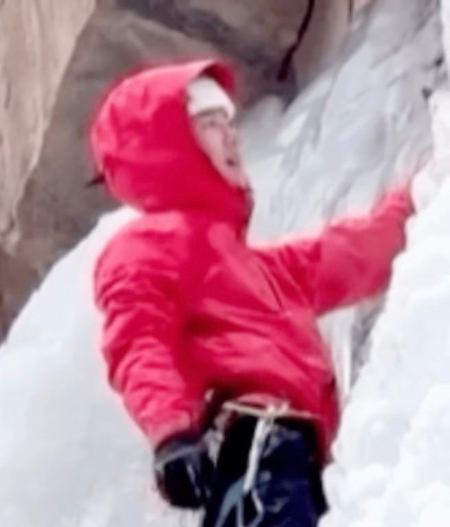 Close-up of Wang Yibo climbing
