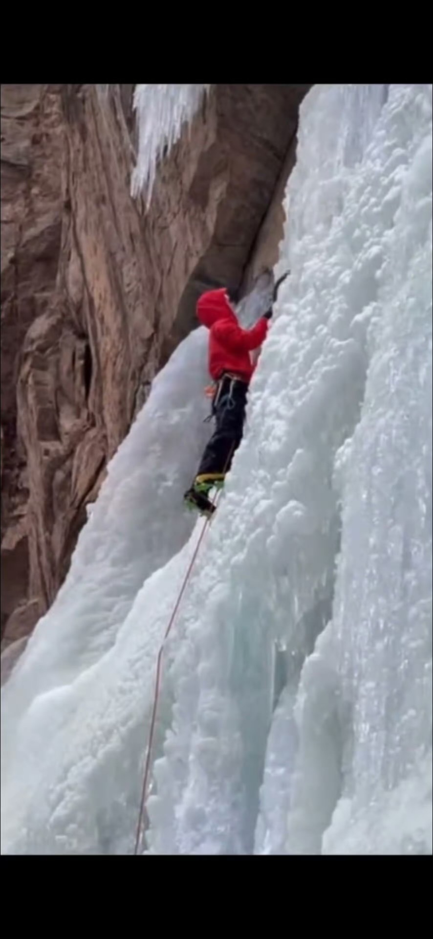 Wang Yibo climbing another section
