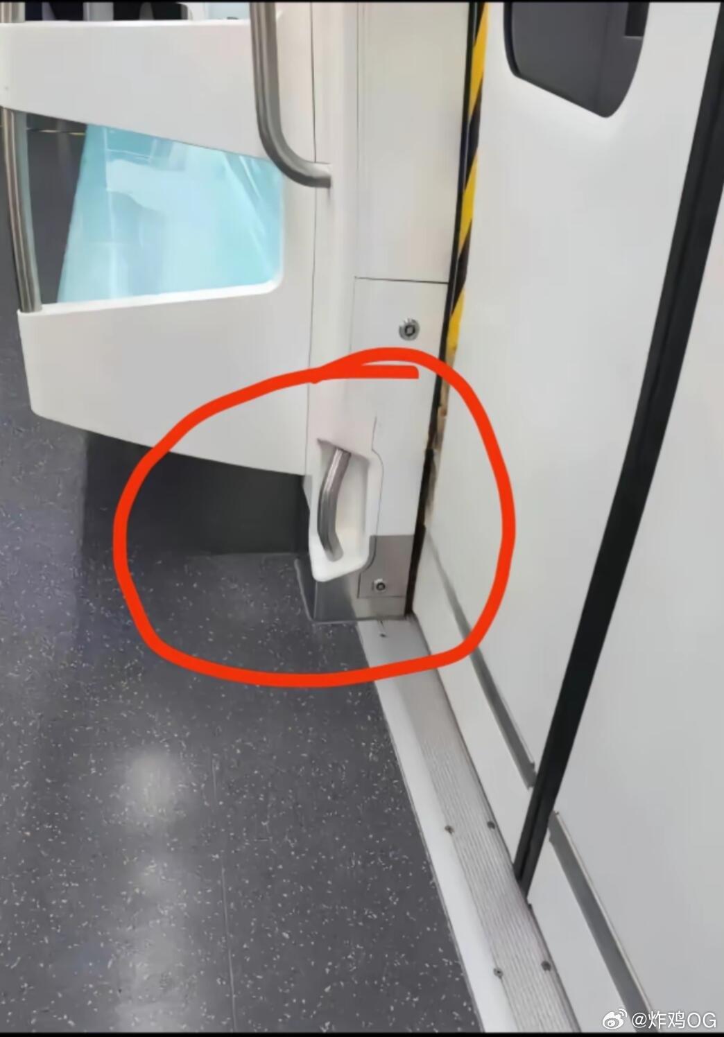 The recent launch of the "Discover the Most Beautiful Railway" campaign, a joint initiative by the Chinese media and the railway industry, has sparked widespread interest and excitement among the Chinese public. The campaign aims to promote the beauty and charm of China's railways, highlighting their role in promoting regional development and tourism.